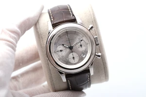 Longines Heritage 1951 41mm weißes Zifferblatt Chronograph L2.745.4.73.2 Herrenuhr - Bild 1 von 17
