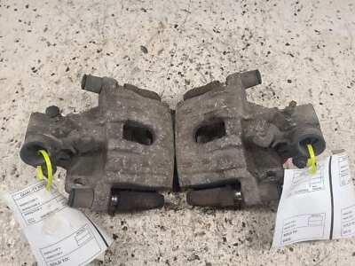 Par de pinzas de freno traseras Volvo C70 LT RT a través de VIN77106 OEM 2006-2009 Foto 1 de 4