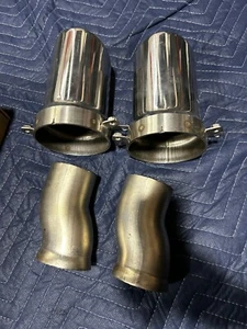 2005-2012 Aston Martin DB9 One Rear Bumper Exhaust Tail Pipe Tip Trim Oem -22-A - Picture 1 of 4