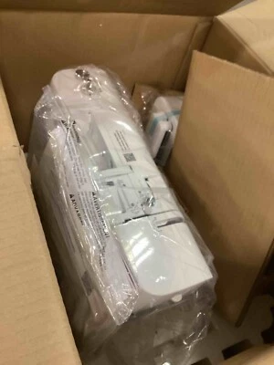 Brother LB5500 Combo Sewing and Embroidery Machine - Image 1 of 2