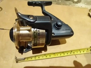 Luxury Large Size Fishing Spinning Reel - Picture 1 of 6