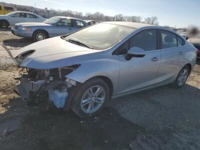 Used Front Right Seat Belt Front fits: 2018 Chevrolet Cruze passenger retractor Foto 1 de 4