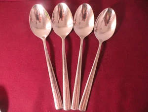 4 WMF Cromargan MANAOS BISTRO 18/10 Stainless Glossy Oval Soup Spoons 7 3/8” - Picture 1 of 4