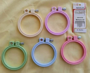 NEW Plastic Embroidery Hoops 3 Inch Pink Green Yellow Blue Needle Pack - Picture 1 of 7