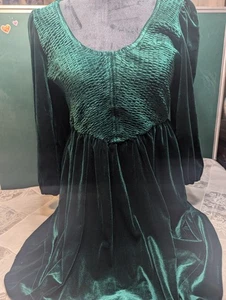 Nagelneues Damen Weihnachts Samt Kleid - Bild 1 von 2