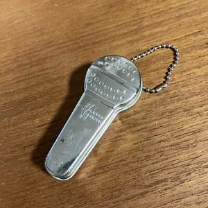 Vintage Rare Disney Miley Cyrus Hannah Montana Microphone Tin Keychain. Used - Picture 1 of 3