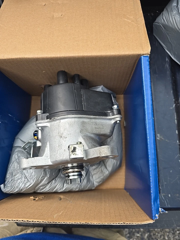 Distribuidor WAI DST17420B se adapta a 96-97 Honda Civic del Sol 1.6L-L4 Foto 1 de 1