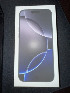 Apple iPhone 16 Pro Max - 256 GB - Black Titanium (AT&T) - Photo 1 sur 2