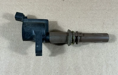 2011 - 2014 Ford Expedition Ignition Coil 3L3E12A366CAA OEM - Image 1 of 4