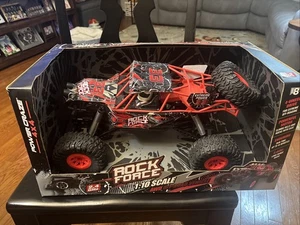 New Power Craze Rock Force 4x4 RC Buggy Maßstab 1:10 riesig brandneu in Box rot 2.4 - Bild 1 von 7