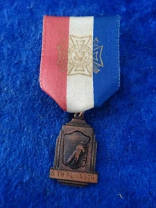 A18-9) U.S. Medal, WWII VFW Veterans of Foreign War Instructor shooting medal - Picture 1 of 7