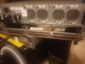 Cisco Nexus 5596UP N5K-C5596UP V02 2x PSU 4x Fan - Picture 1 of 4