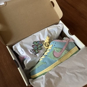 Nike Verdy x Dunk SB Low Visty Size 9 - Picture 1 of 13