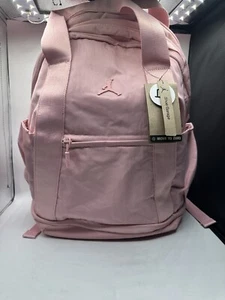 Mochila Jordan Alpha (28L) ESMALTE ROSA NUEVA CON ETIQUETAS - Imagen 1 de 7