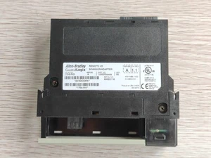Módulo de comunicación de E/S remota Allen-Bradley 1756-RIO - Imagen 1 de 4