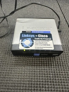 Cisco SF 100D‑16 Ethernet Switch - Picture 1 of 4