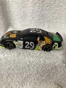 #29 Cartoon Network Scooby Doo Chevrolet Monte Carlo Bank - Picture 1 of 9