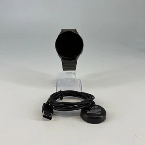 Samsung Galaxy Watch7 44mm Vert Aluminium (GPS) avec Bracelet Sport Vert - Excellent - Photo 1 sur 5