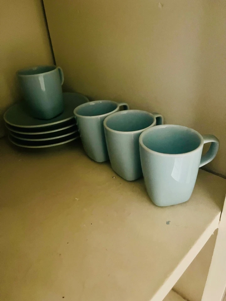 tazas y platos de espresso Foto 1 de 1