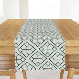 Green Trellis Spring Green Classic Geometric Printed Table Runner - Picture 1 of 5