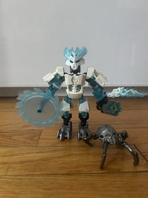 LEGO Bionicle: Protector Of Ice (70782) Pre-Owned/Complete w/Booklet
