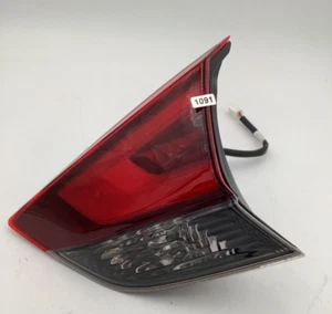 NISSAN ROGUE 2017-20 REAR RIGHT SIDE INNER TAILLIGHT LIGHT LAMP 265506FL5D OEM - Picture 1 of 2