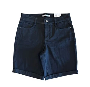 Nine West Mid Rise Cuffed Bermuda Shorts Size 6 Black Jeans Slimming Comfort NWT - Picture 1 of 13