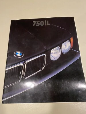BMW 750iL 1988 44 páginas GRAN folleto de venta de autos original catálogo y colores de pintura Foto 1 de 4