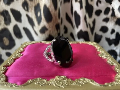 Anillo Tarina Tarantino Vintage GRANDE Negro SUPER BRILLANTE Cristal Swarovski RARO Foto 1 de 4