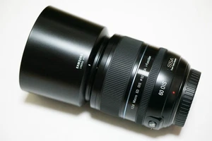 Samsung NX 60mm F2.8 Macro ED OIS SSA Lens, Rare Edition - Picture 1 of 15