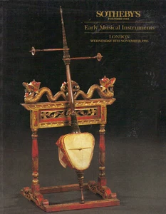 SOTHEBY'S Flutes Clarinets Pianos Violins Guitars Early Musical Instruments 1995 - Picture 1 of 1