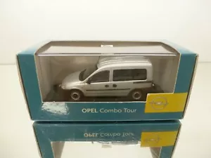 MINICHAMPS 9162987 OPEL COMBO VAN TOUR - SILVER 1:43 - GOOD IN DEALER BOX - Bild 1 von 7