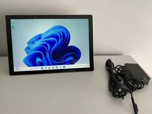 Microsoft Surface Pro 5 128 GB Wi-Fi 12.3 inch Tablet/Laptop Convertible - Picture 1 of 10