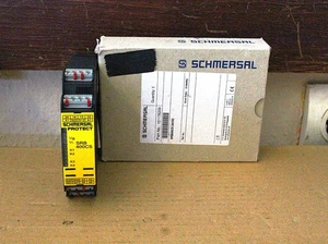 Schmersal SRB400CS-24VDC 101176209 Safety Relay ( 7164) - Picture 1 of 6