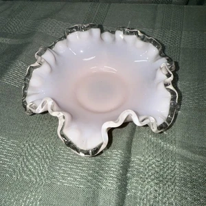 Vintage Fenton Glass Ruffled Rose Pink Overlay Double Crimp Pink 6” - Picture 1 of 10
