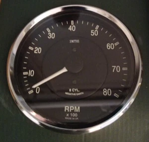 NOS - Smiths Classic Range 8 Cylinder Rev Counter 100mm - Picture 1 of 7