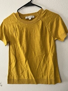 Ann Taylor LOFT Sweater Gold/Mustard Short Sleeve Women's Size XS - Picture 1 of 5
