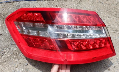 10 11 12 13 Mercedes Benz E350 E550 Taillight Driver Left Side Tail Lamp LED OEM - Изображение 1 из 4
