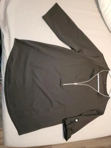 blusa donna estiva manica arrotolabile scollo a V - Foto 1 di 6