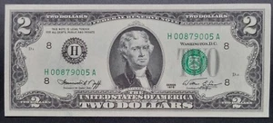 Billete de dos dólares de la Reserva Federal 1976 número de serie bajo 00879005 AU UNC #79621 - Imagen 1 de 2