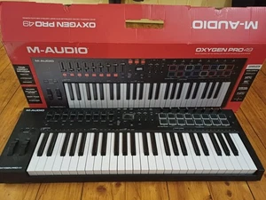 M-audio oxygen pro 49 gebraucht sehr guter Zustand - Bild 1 von 2