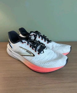 Brooks Hyperion Damengröße 12 weiß schwarz sportliche Laufschuhe Turnschuhe - Bild 1 von 9