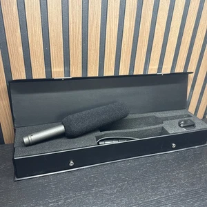 Audio Technica AT835ST 5-Pin XLR Stereo Shotgun Microphone - Picture 1 of 10