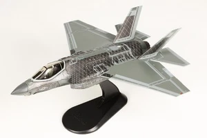 HA6212 Hobby Master F-35C Lightning II 1/72 Model XE105 USN VX-9 Vampires Black - Picture 1 of 2