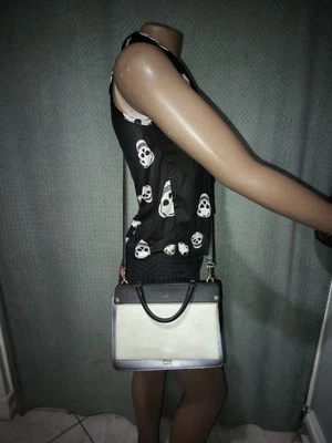 Bolsa tiracolo de couro conversível FURLA azul marinho, creme e lavanda. - Imagem 1 de 4