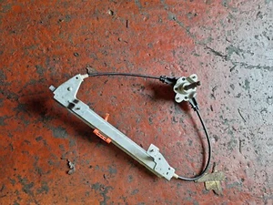 FIAT MULTIPLA N/S/R MANUAL WINDOW REGULATOR 00-12 - Picture 1 of 1
