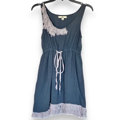 Mini vestido Ya Los Angeles azul cinza bainha desgastada sem mangas tamanho pequeno  - Imagem 1 de 4