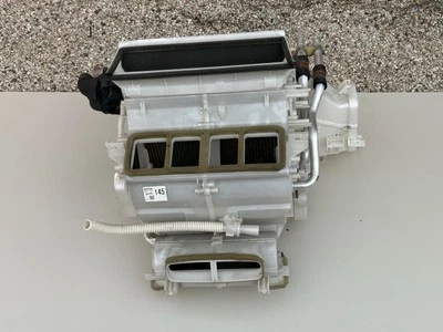 Lexus IS250 IS350 ISF 2008-2012 OEM caja de mezcla de aire condensador calentador unidad central conjunto Foto 1 de 4