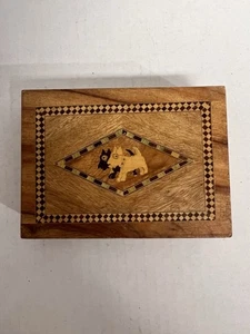 Portagioie in legno con ingresso segreto vintage con cani scozzesi - Foto 1 di 12