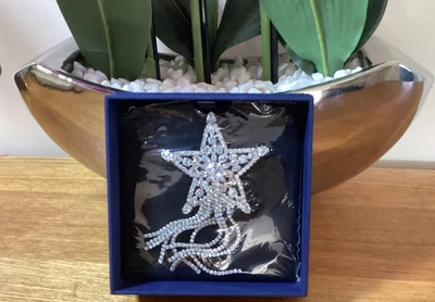 Butler & Wilson Limited Edition Twinkling Star Brooch RRP £68 Boxed New - Image 1 of 3